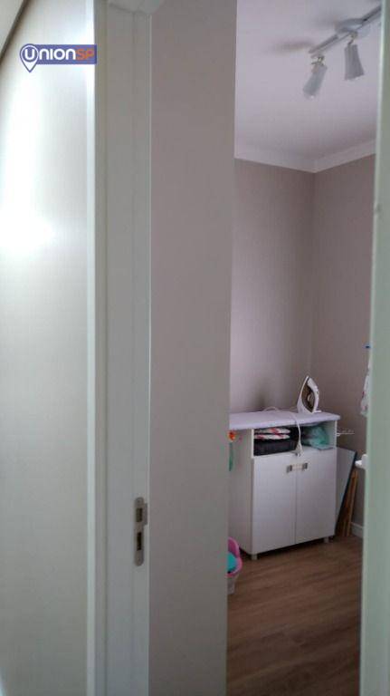 Apartamento à venda com 2 quartos, 60m² - Foto 12