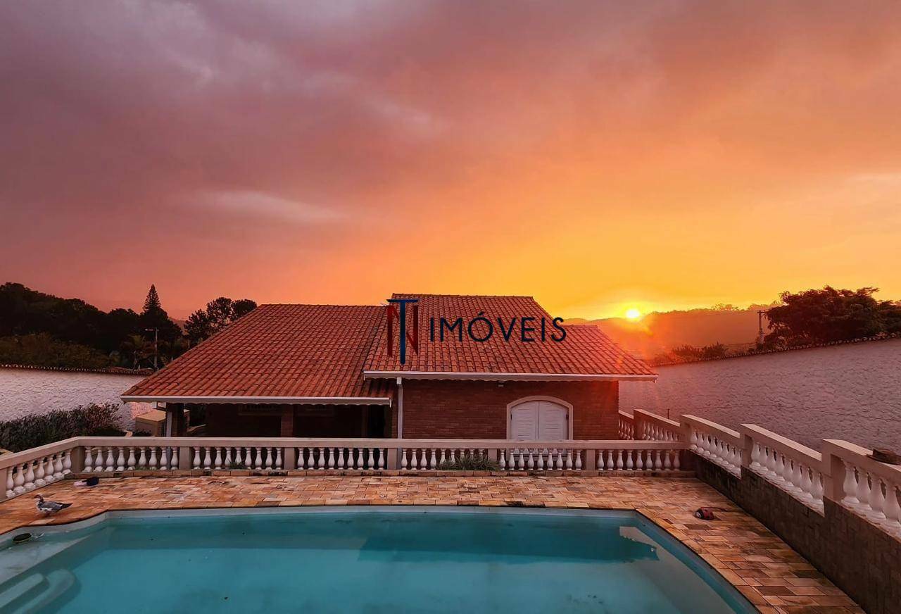 Casa de Condomínio à venda com 2 quartos, 243m² - Foto 1