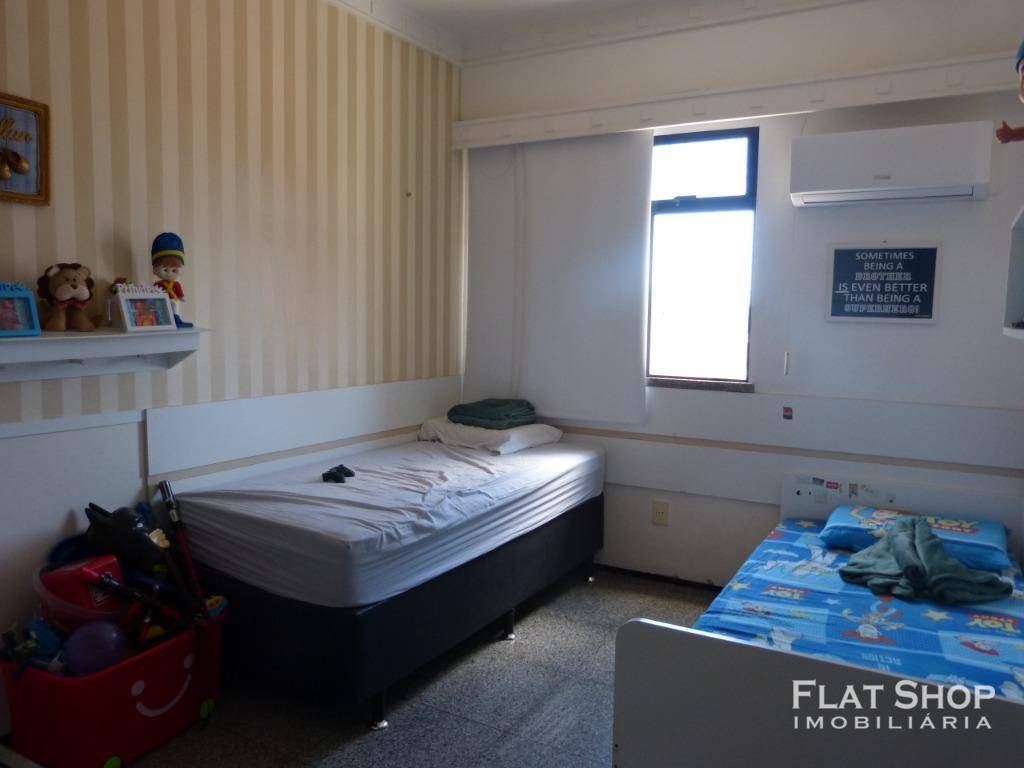 Apartamento à venda com 3 quartos, 124m² - Foto 10