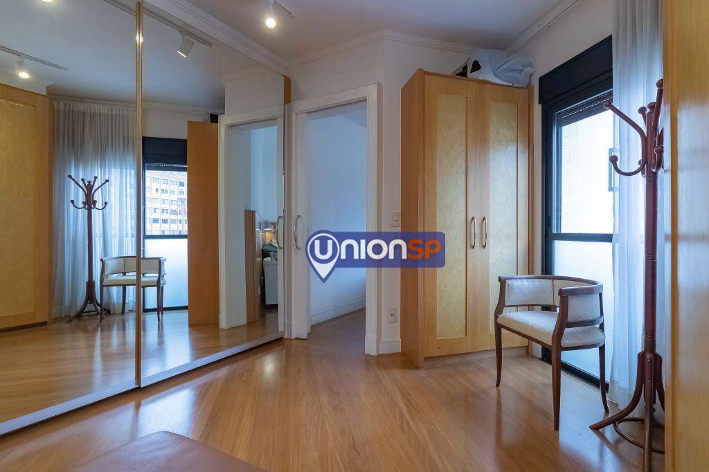 Apartamento à venda com 2 quartos, 142m² - Foto 10