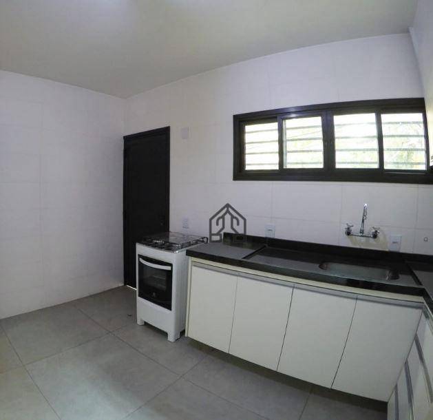 Casa à venda com 10 quartos, 350m² - Foto 11