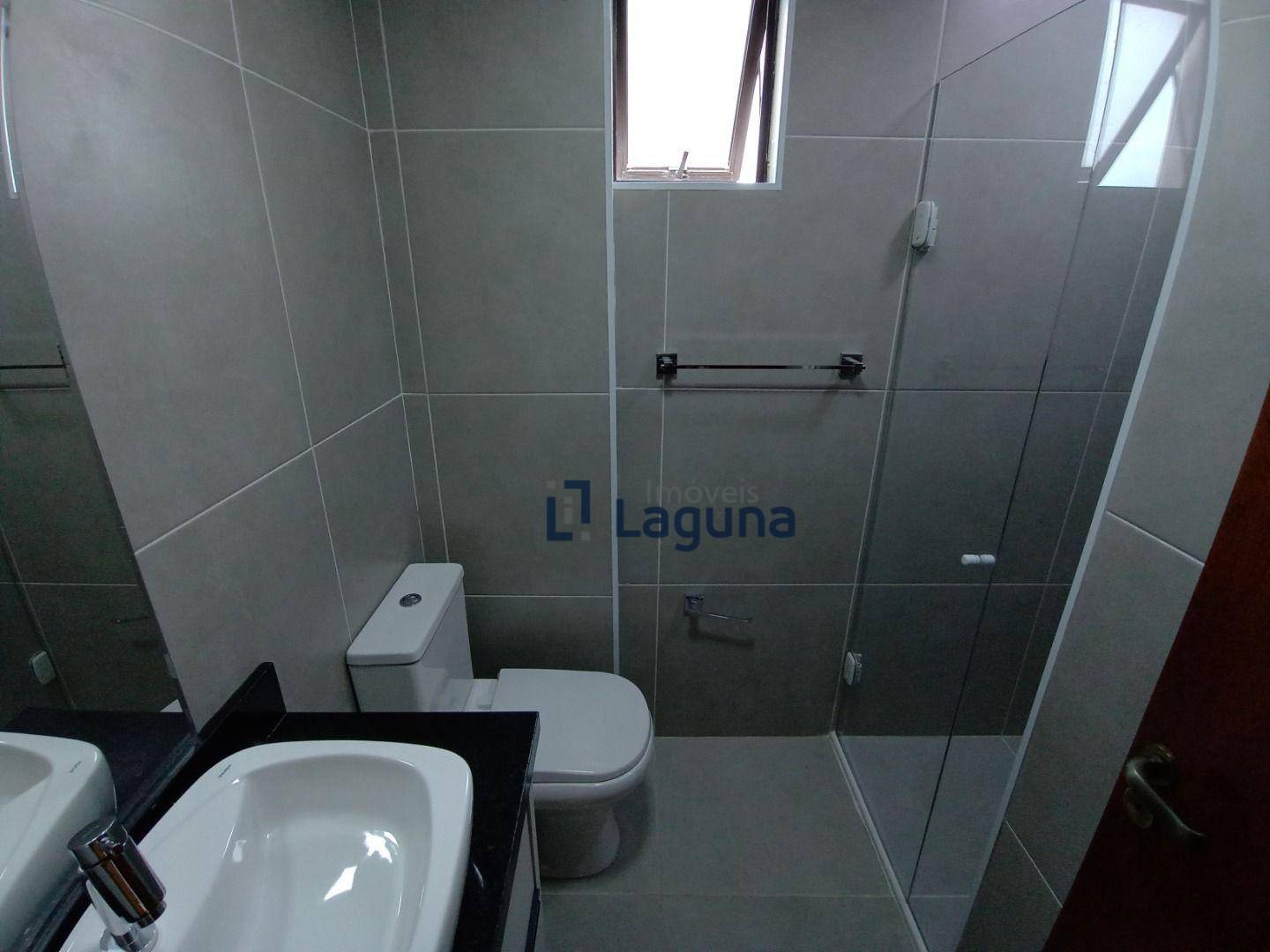 Apartamento para alugar com 2 quartos, 82m² - Foto 7