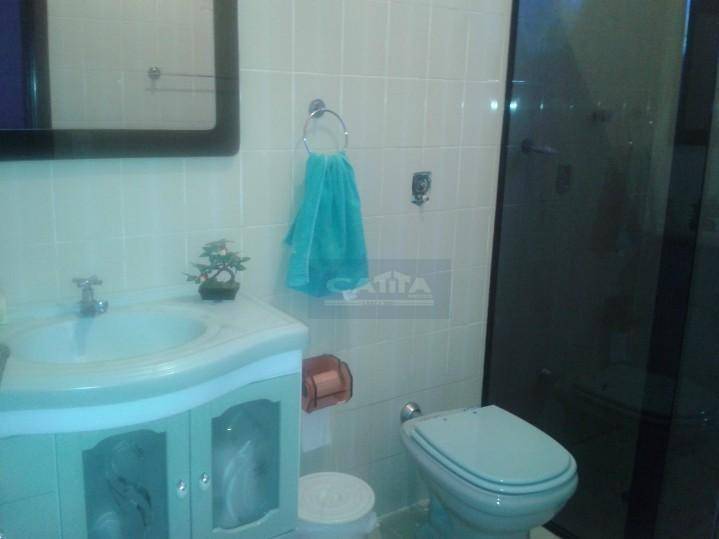 Sobrado à venda com 3 quartos, 300m² - Foto 32