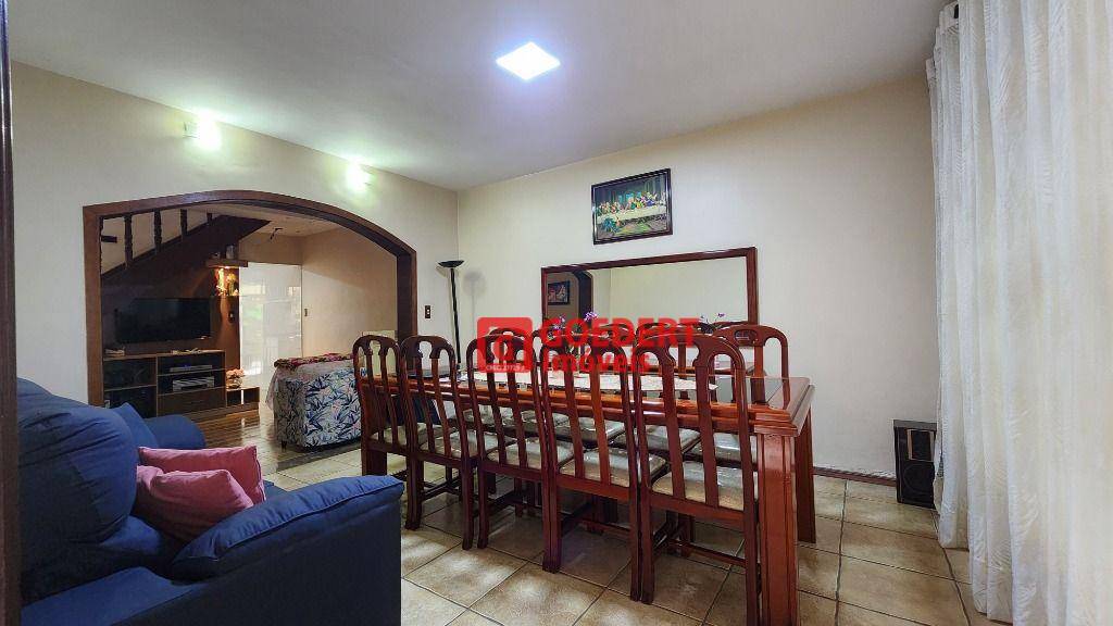 Sobrado, 3 quartos, 189 m² - Foto 4