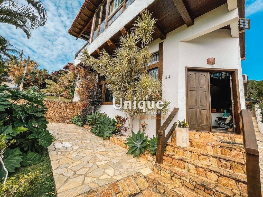 Casa de Condomínio à venda com 4 quartos, 270m² - Foto 3