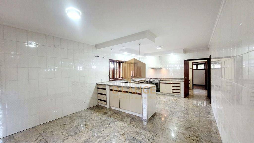 Casa de Condomínio à venda e aluguel com 7 quartos, 545m² - Foto 31