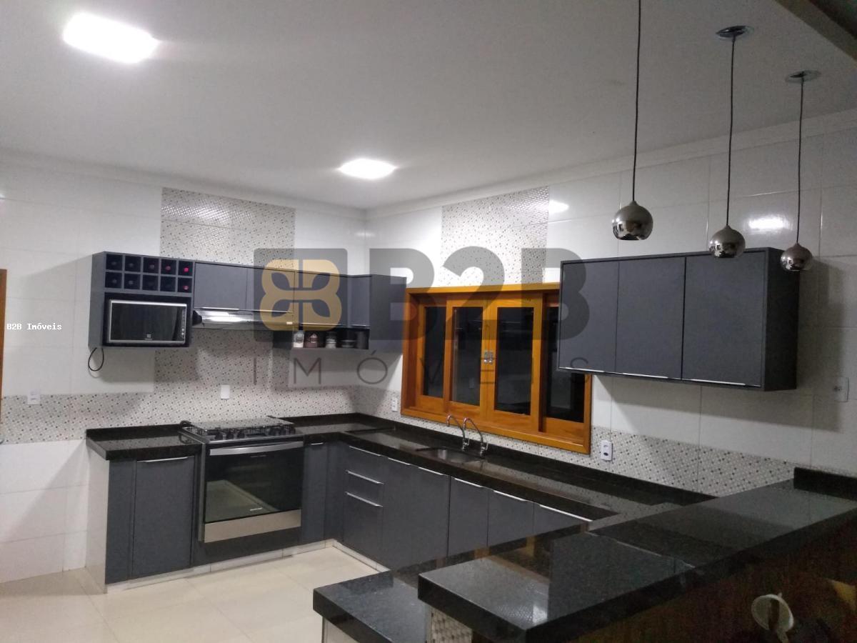 Casa à venda com 3 quartos, 400m² - Foto 11