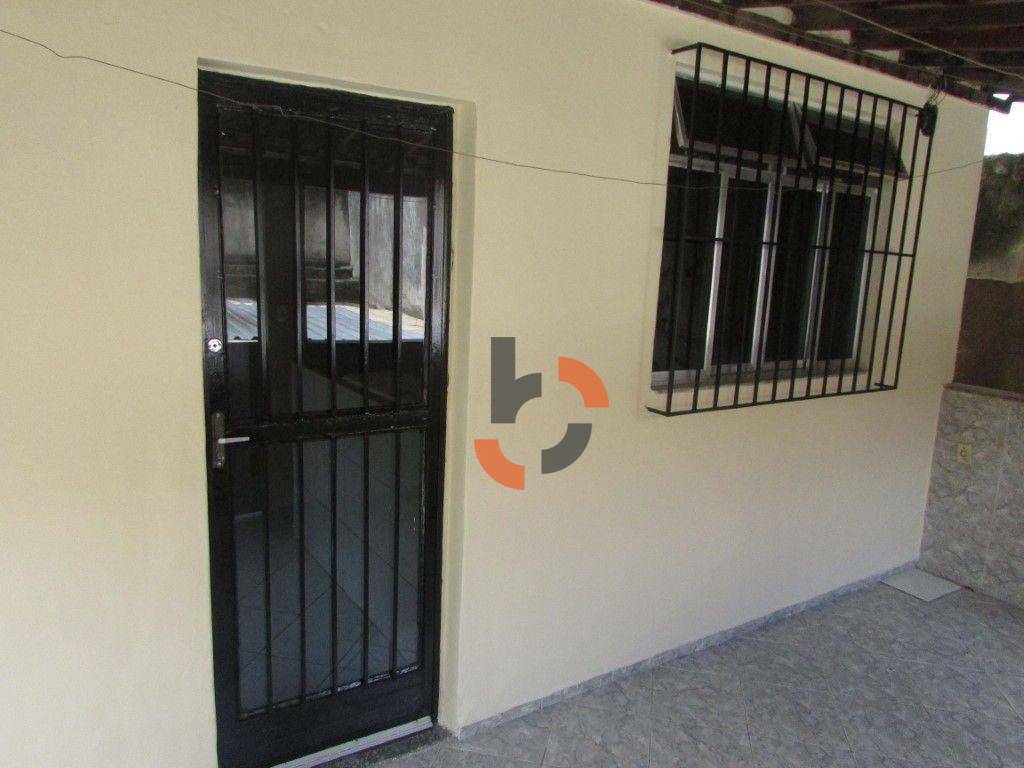 Casa à venda com 2 quartos, 160m² - Foto 12