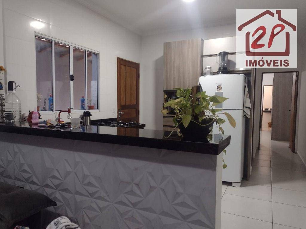 Casa à venda com 3 quartos, 133m² - Foto 3