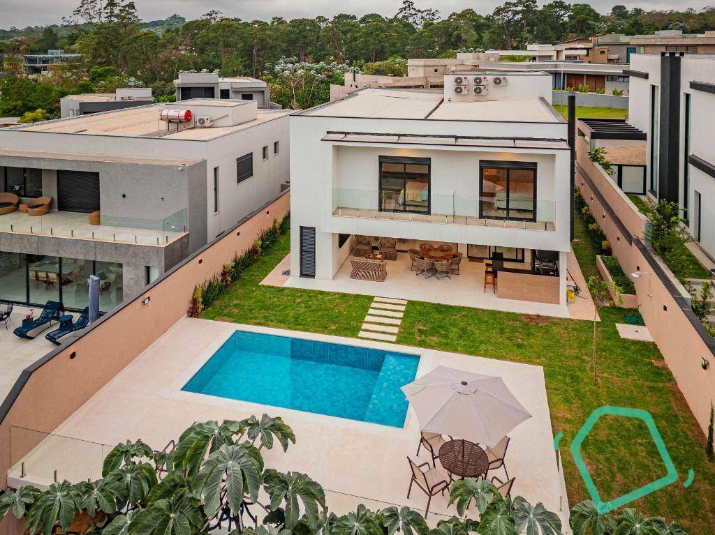 Casa de Condomínio à venda com 4 quartos, 340m² - Foto 32