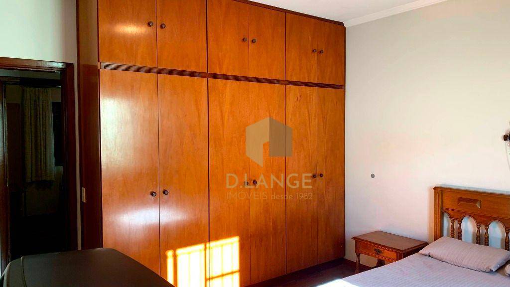 Casa de Condomínio à venda com 3 quartos, 230m² - Foto 28