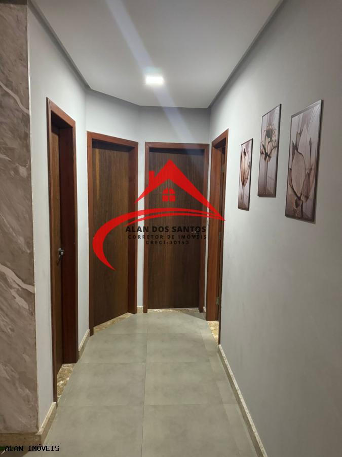 Casa à venda com 3 quartos, 220m² - Foto 10