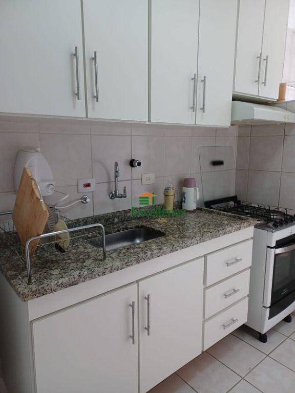 Apartamento à venda com 2 quartos, 75m² - Foto 4