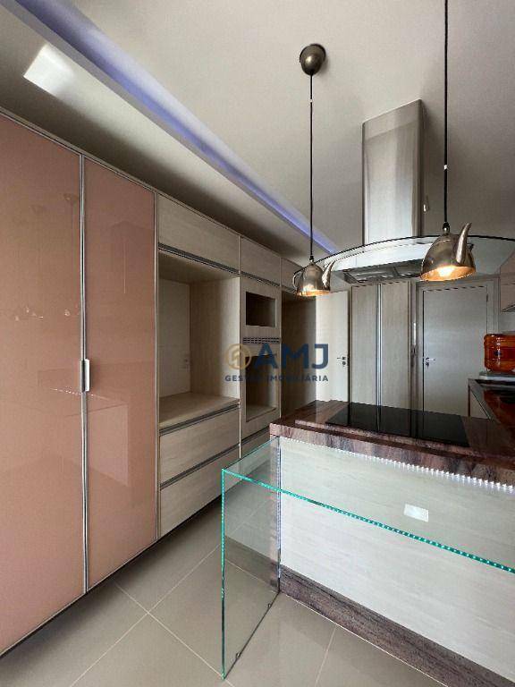 Apartamento à venda com 3 quartos, 207m² - Foto 16