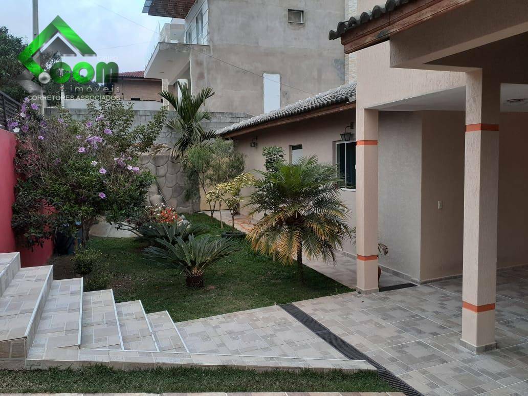 Casa à venda com 5 quartos, 550m² - Foto 1