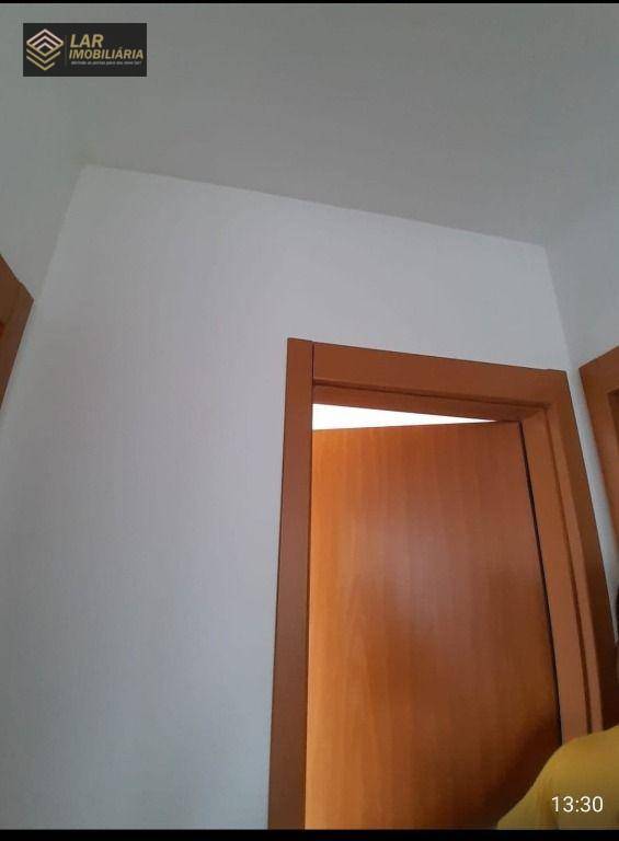 Apartamento à venda com 2 quartos, 42m² - Foto 9