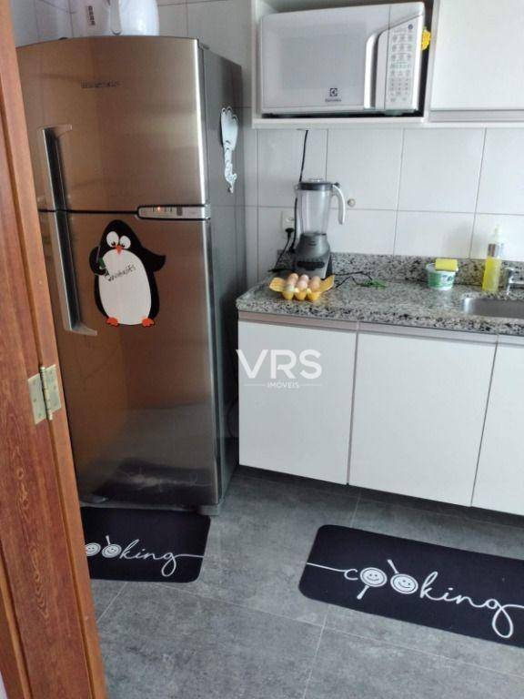 Apartamento à venda com 2 quartos, 64m² - Foto 6