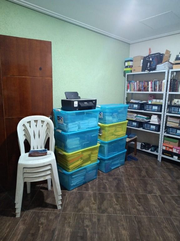 Casa à venda com 3 quartos, 200m² - Foto 33