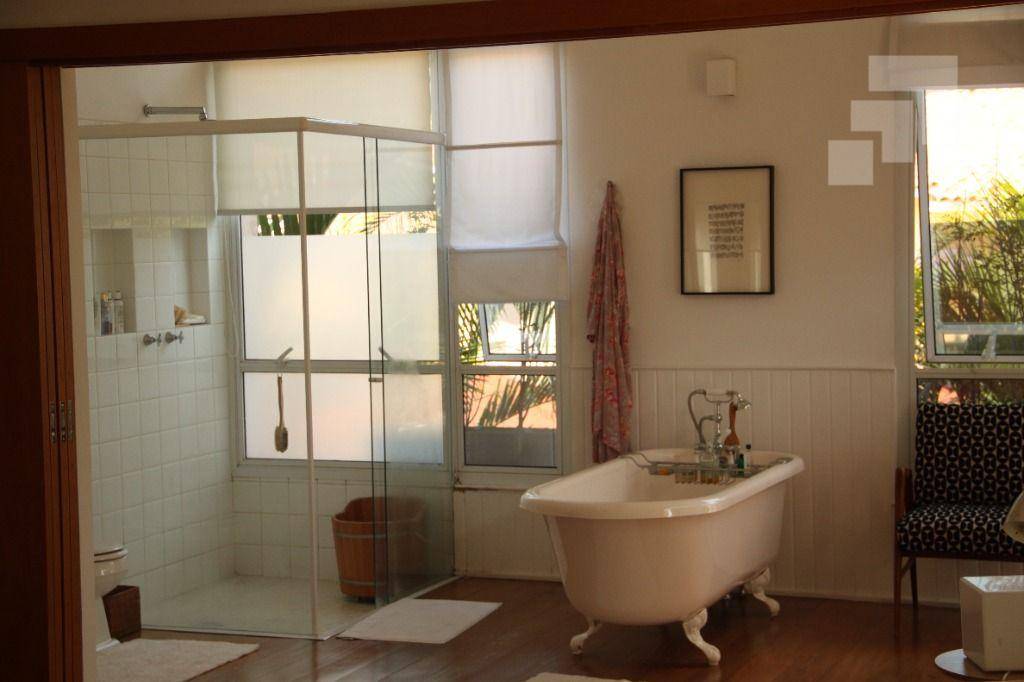 Sobrado à venda com 4 quartos, 540m² - Foto 6