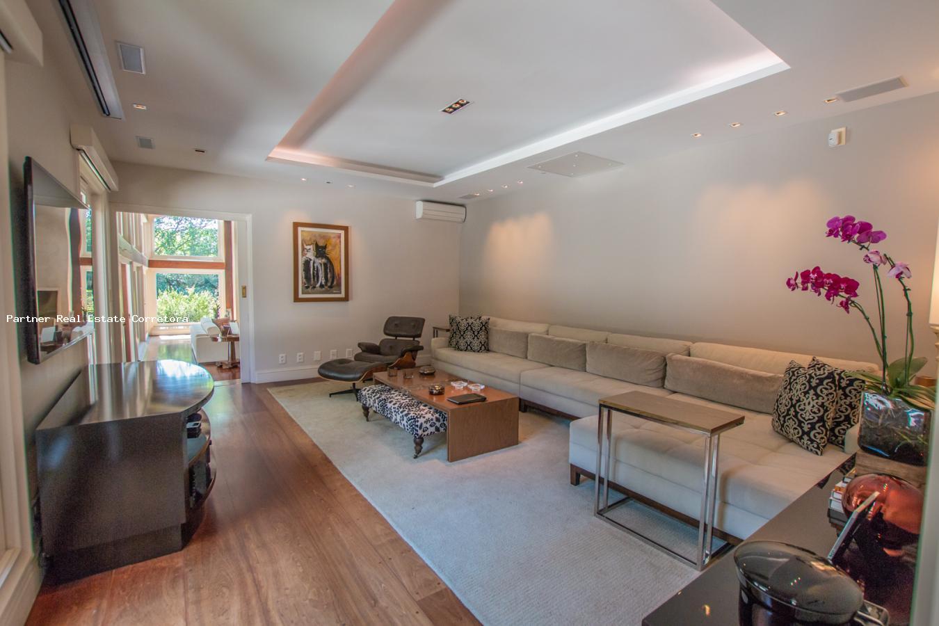 Casa à venda com 3 quartos, 1500m² - Foto 17