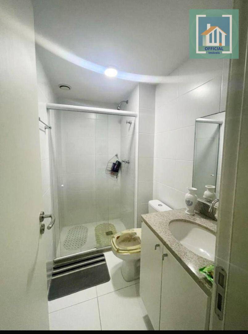 Apartamento à venda com 2 quartos, 66m² - Foto 5