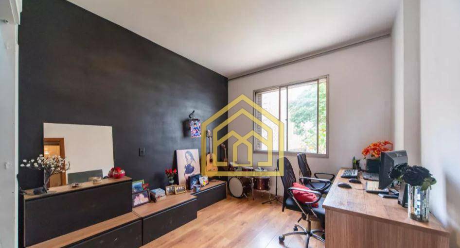 Apartamento à venda com 4 quartos, 180m² - Foto 22