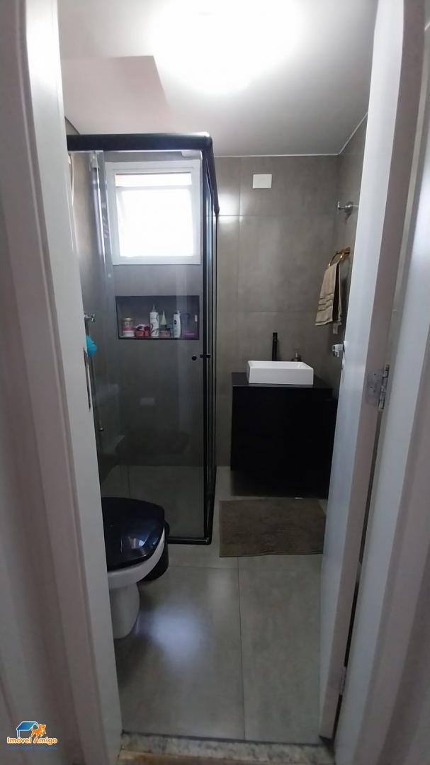 Apartamento à venda com 3 quartos - Foto 8