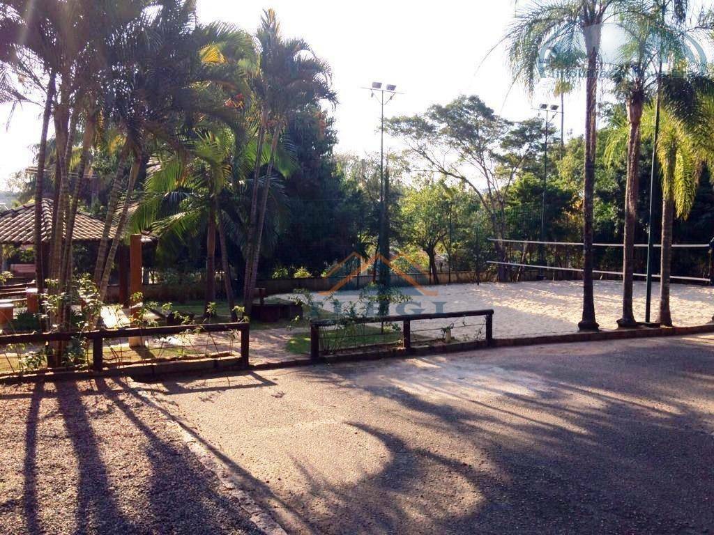 Casa de Condomínio à venda com 3 quartos, 230m² - Foto 5