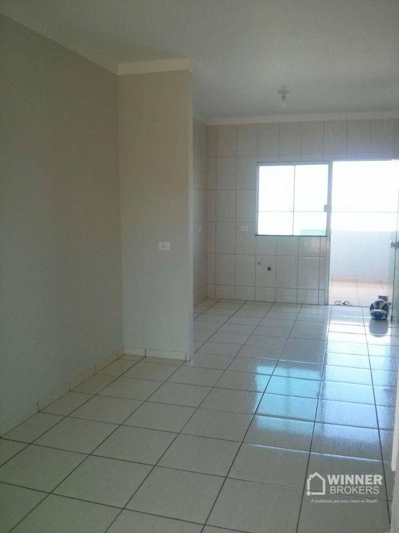 Casa para alugar com 2 quartos, 65m² - Foto 5