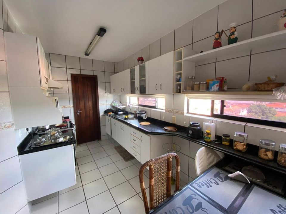 Apartamento à venda com 3 quartos, 189m² - Foto 23