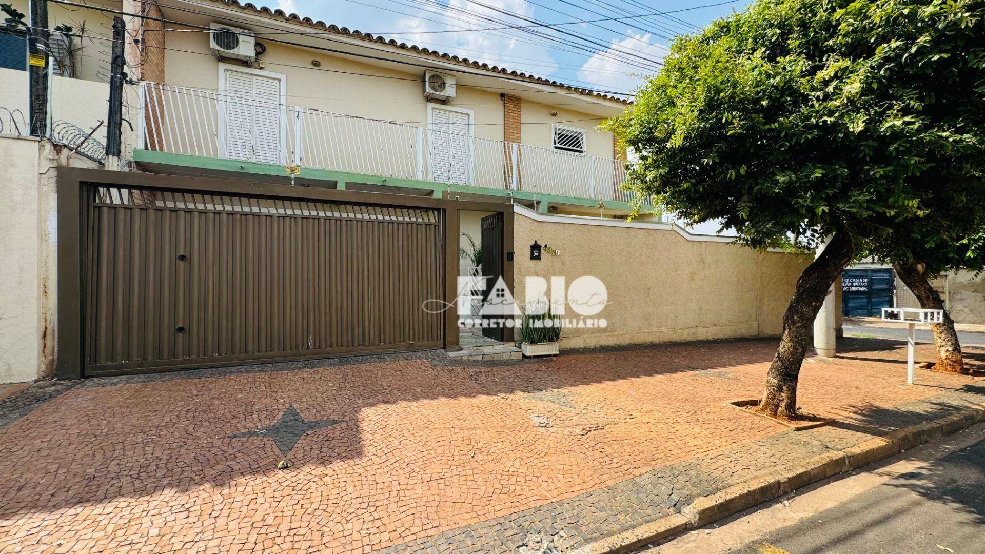 Sobrado à venda com 3 quartos, 228m² - Foto 2