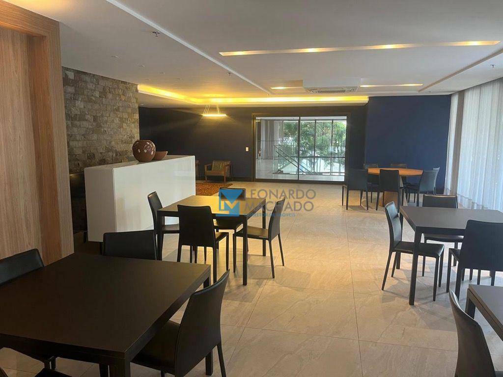 Apartamento à venda com 4 quartos, 220m² - Foto 23