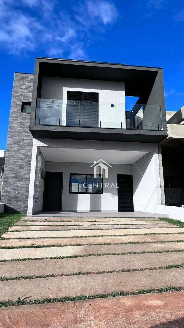 Sobrado à venda com 3 quartos, 120m² - Foto 1