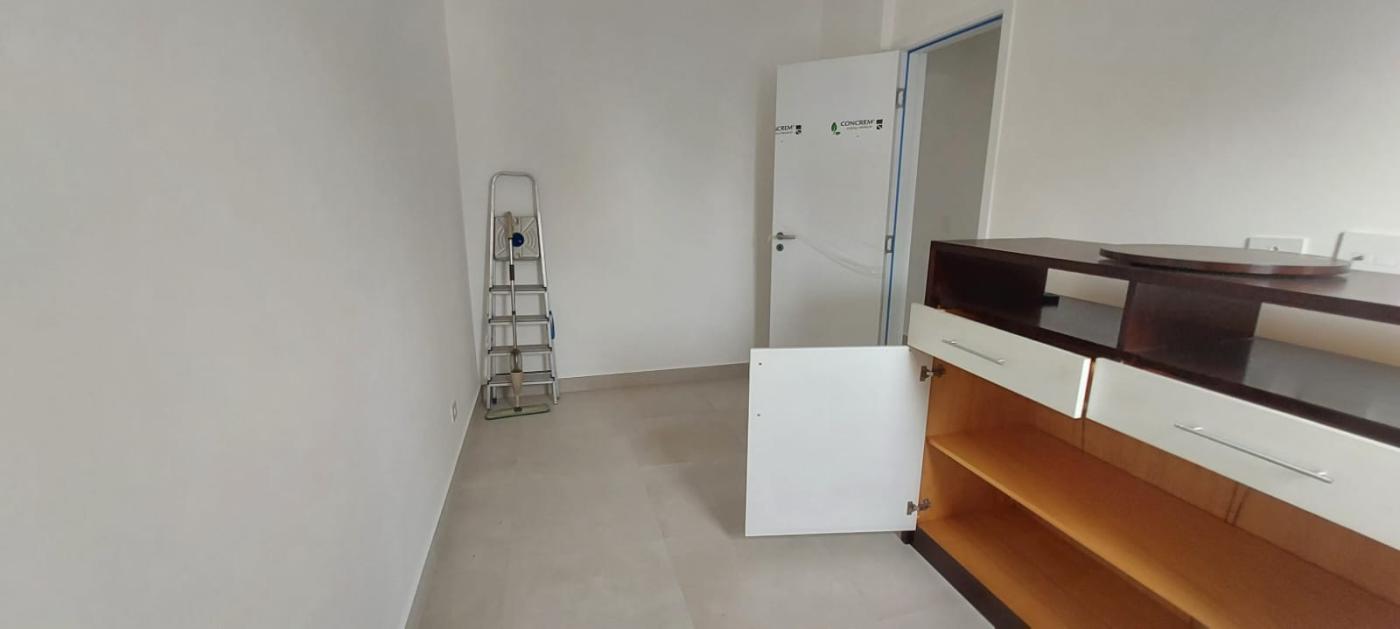 Apartamento para alugar com 2 quartos, 65m² - Foto 13