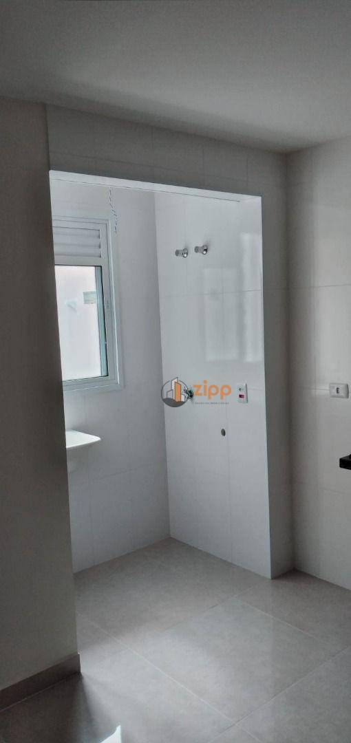 Apartamento à venda com 2 quartos, 42m² - Foto 11