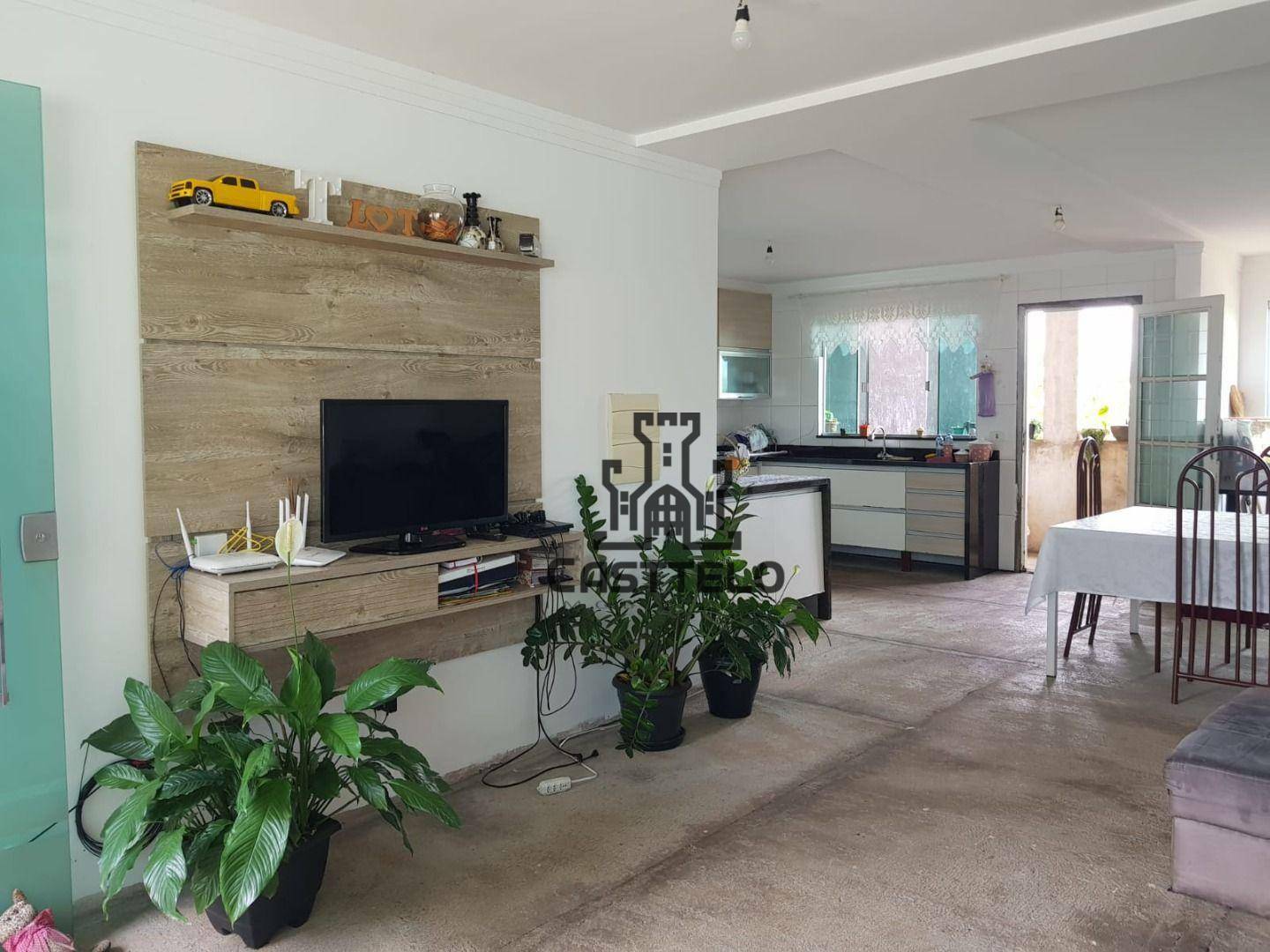 Casa à venda com 3 quartos, 242m² - Foto 3