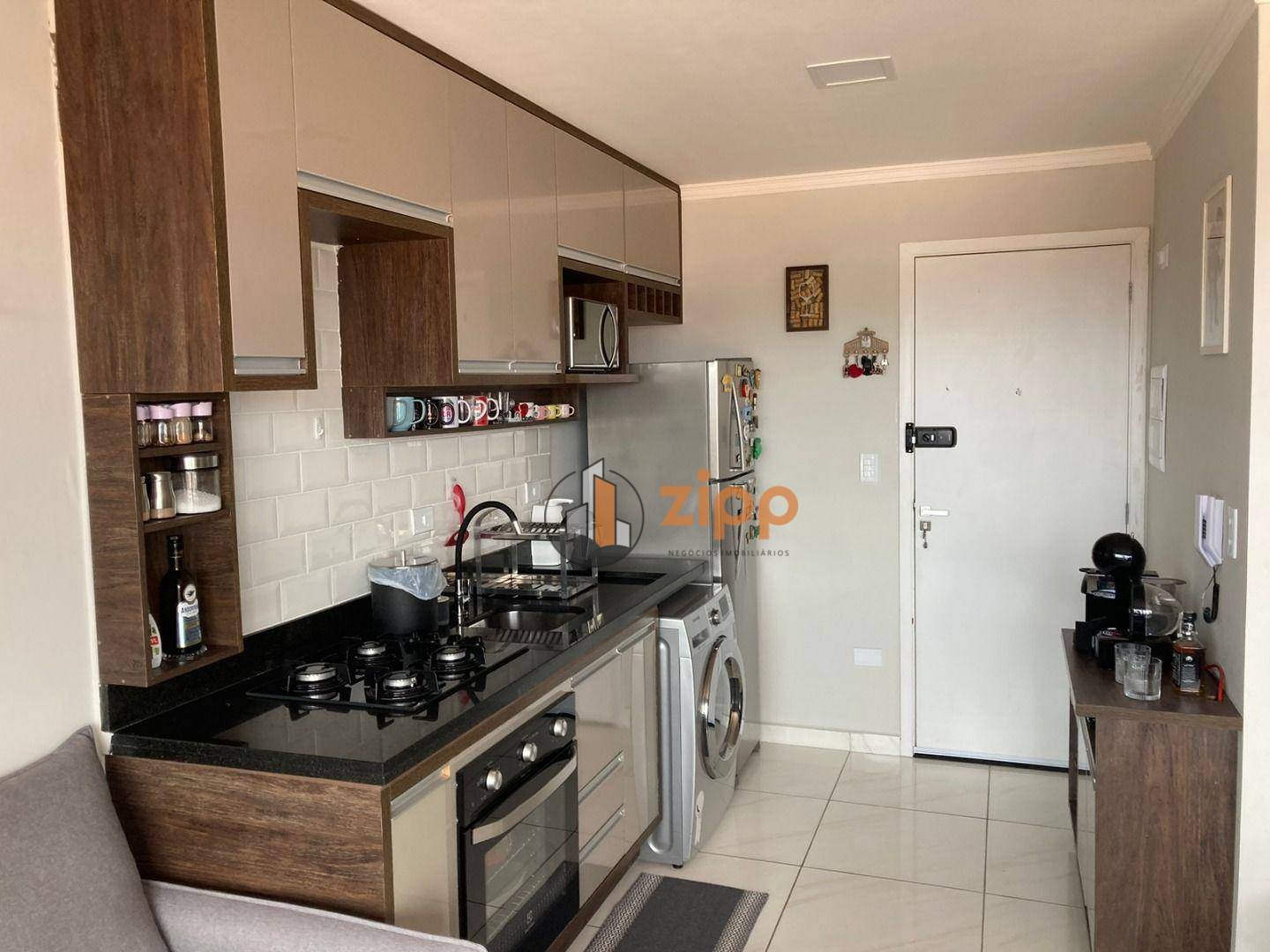 Apartamento à venda com 1 quarto, 32m² - Foto 7