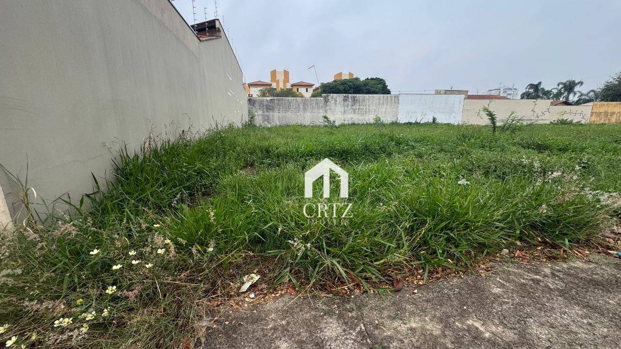 Terreno, 300 m² - Foto 1