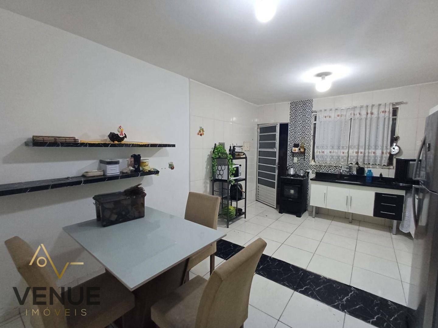 Casa à venda com 2 quartos, 89m² - Foto 3