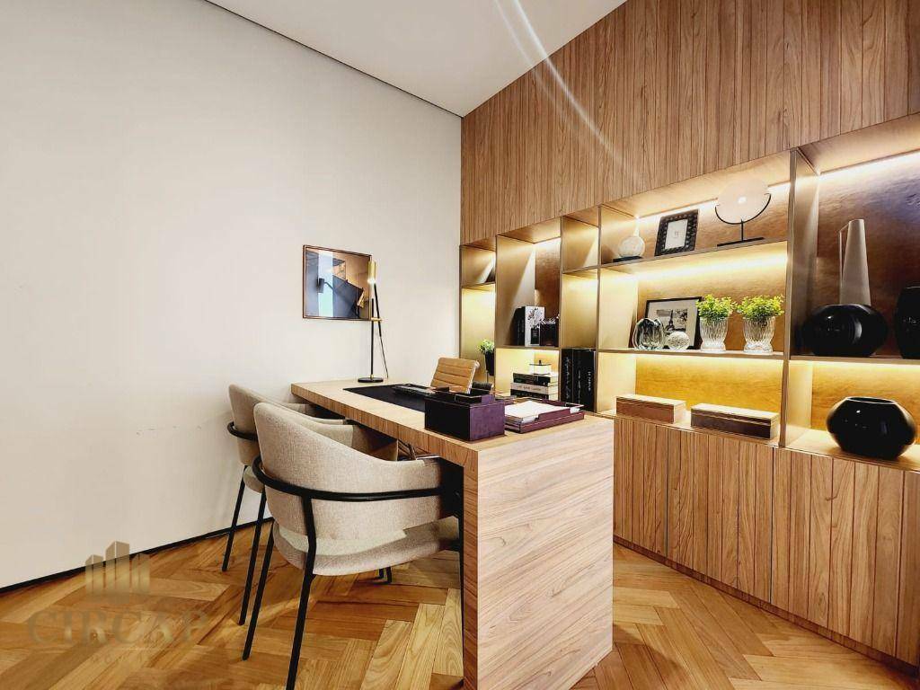 Apartamento à venda com 4 quartos, 220m² - Foto 6