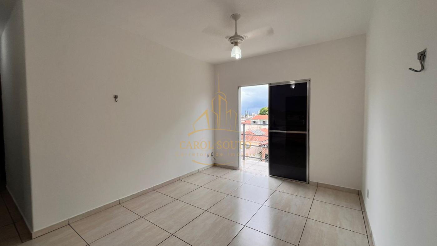 Apartamento à venda com 2 quartos, 63m² - Foto 3