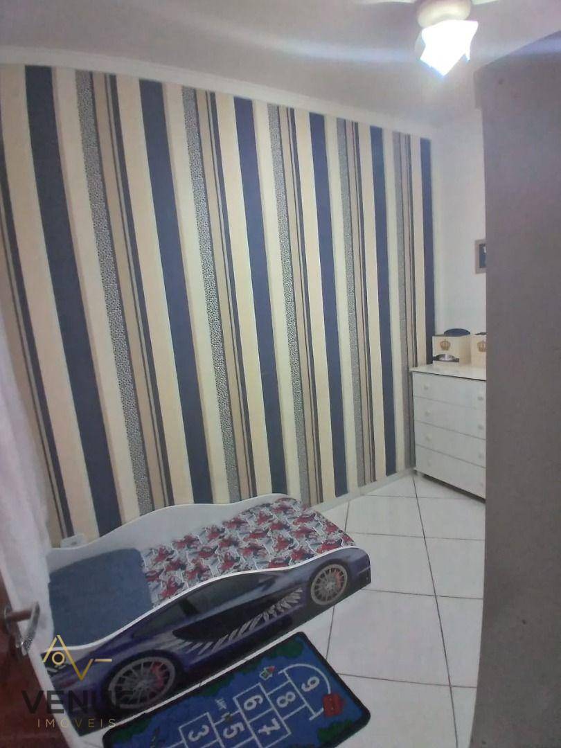 Sobrado à venda com 3 quartos, 150m² - Foto 13