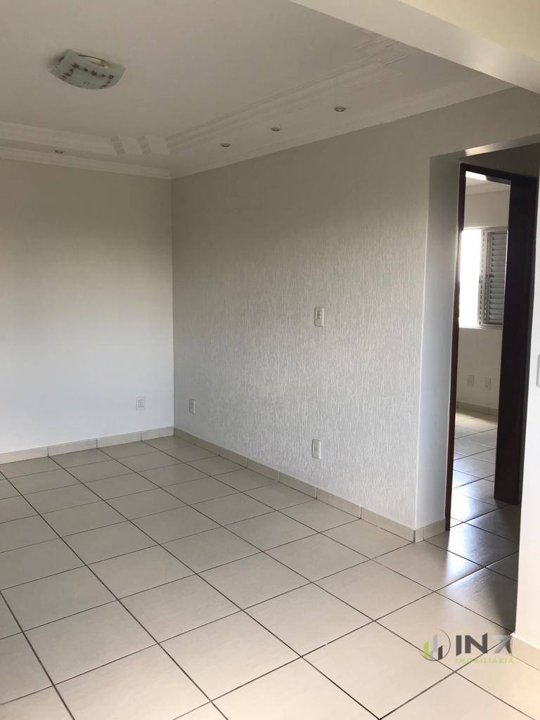 Apartamento à venda com 2 quartos, 71m² - Foto 7