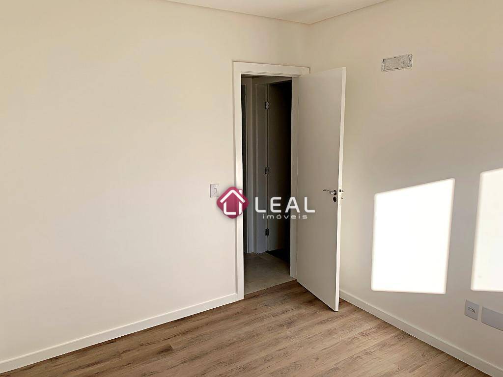 Apartamento à venda com 3 quartos, 105m² - Foto 17