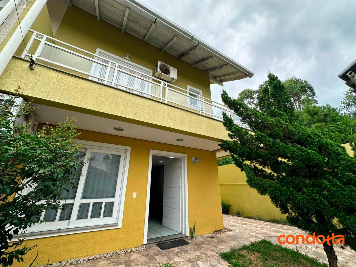 Casa, 3 quartos, 174 m² - Foto 1