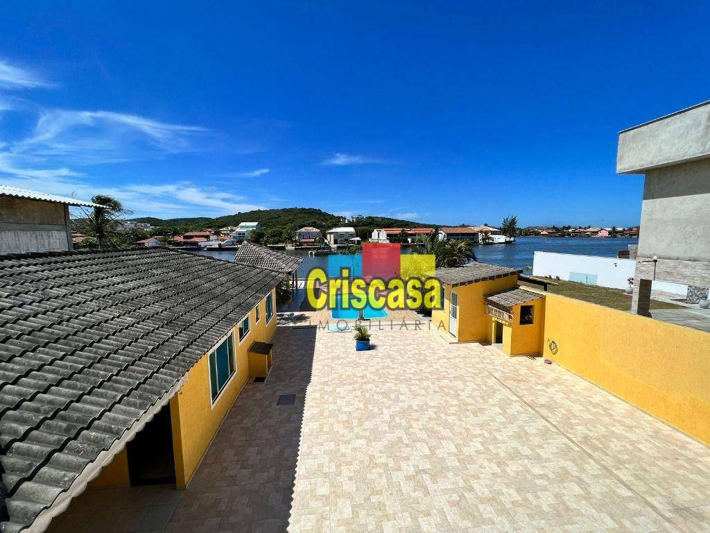 Casa à venda com 4 quartos, 240m² - Foto 11