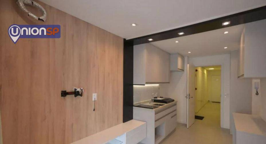 Apartamento à venda com 1 quarto, 37m² - Foto 1