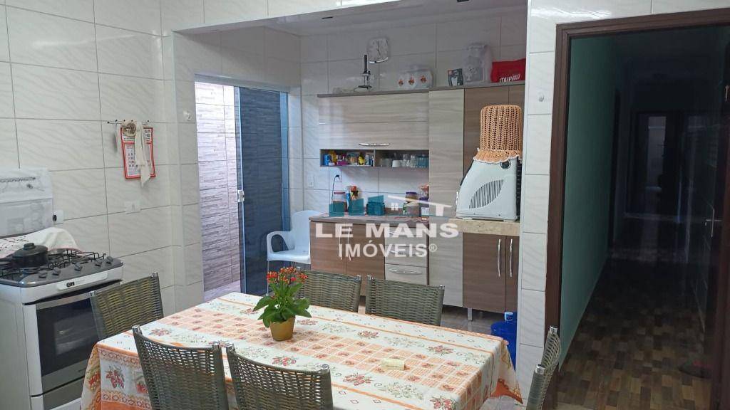 Casa à venda com 3 quartos, 140m² - Foto 28