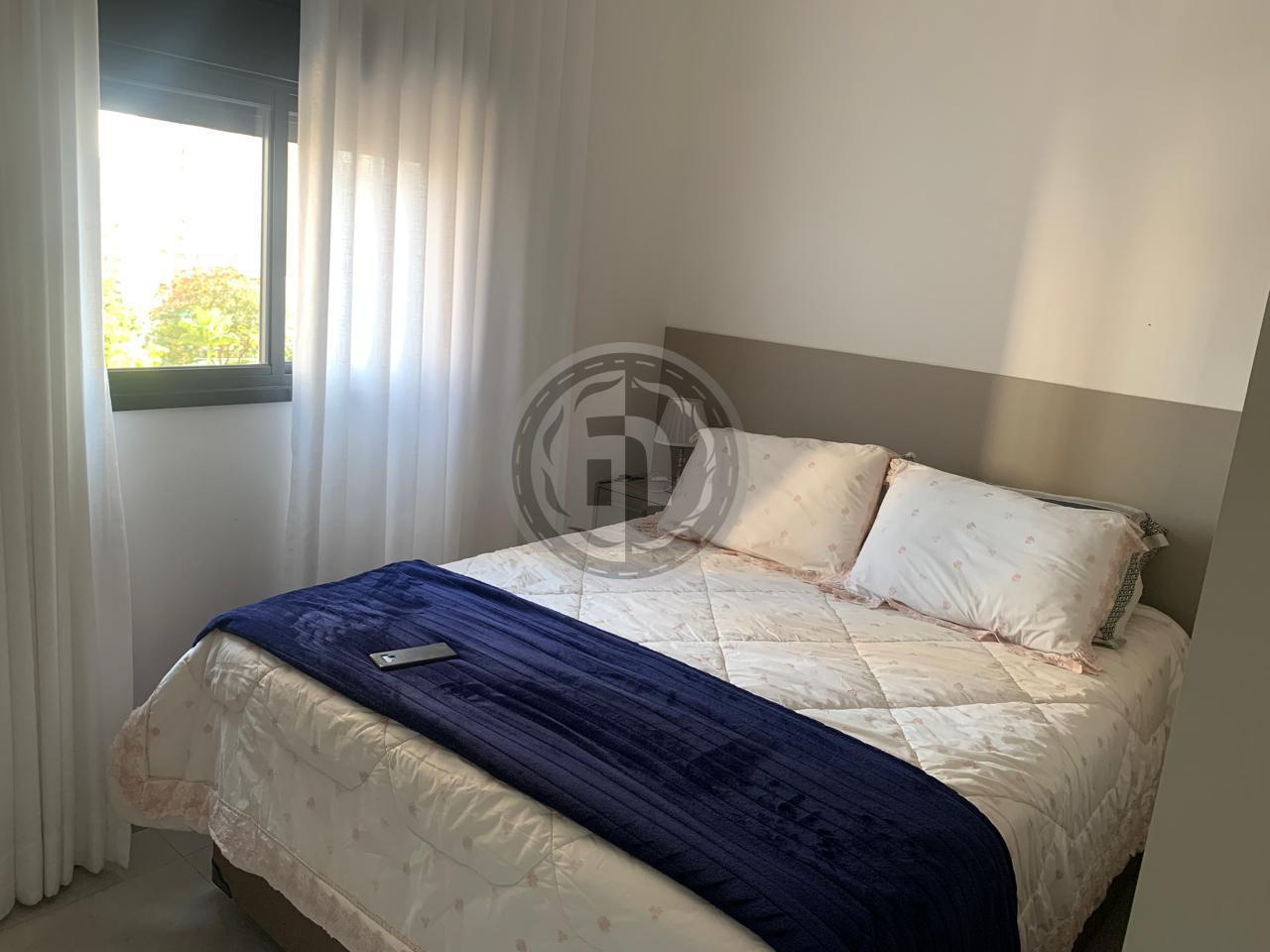 Apartamento à venda com 2 quartos, 62m² - Foto 30