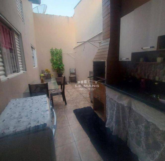 Casa à venda com 5 quartos, 260m² - Foto 11